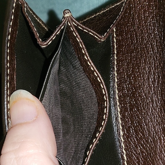 Gucci Compact French Flap Wallet in GG monogram canvas - Picture 5 of 12